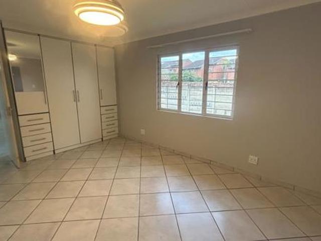 2 Bedroom House in Meer En See