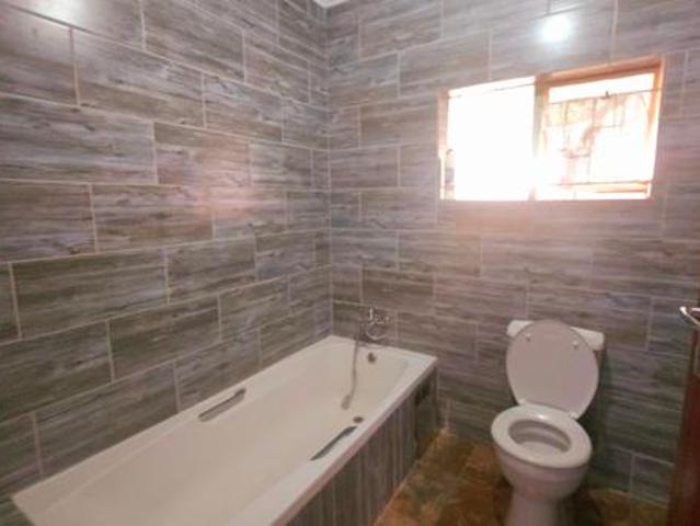 2 Bedroom House in Melodie