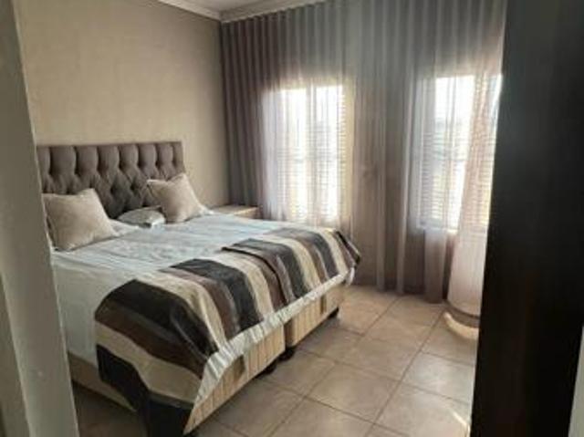 2 Bedroom House in Melodie