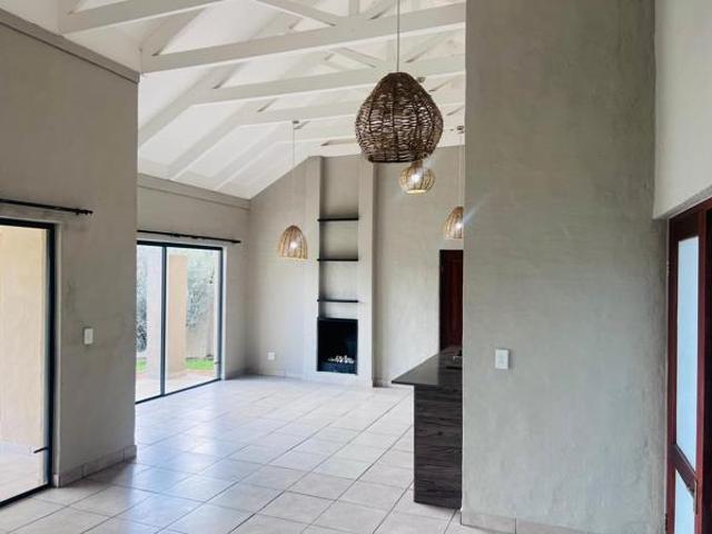 2 Bedroom House in Melodie
