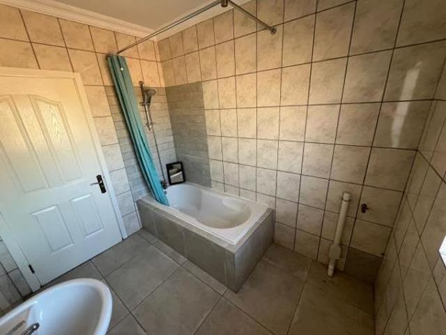 2 Bedroom House in Melodie