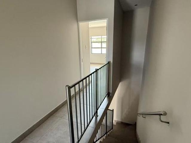 2 Bedroom House in Menlo Park