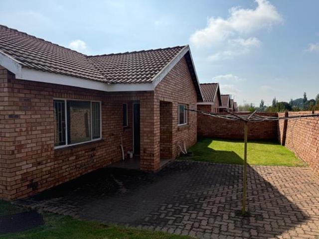 2 Bedroom House in Middelburg Central