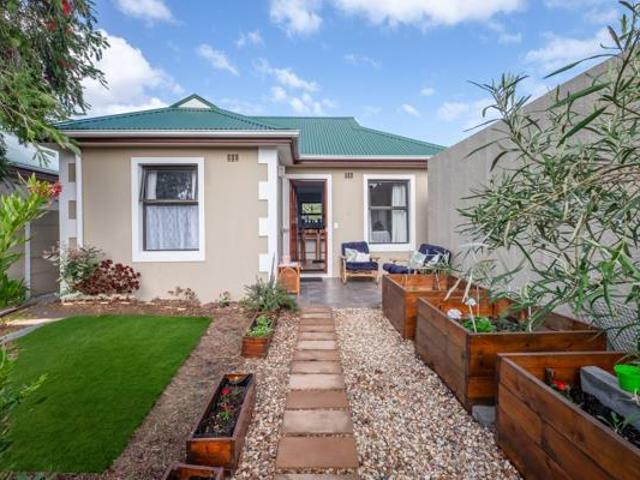 2 Bedroom House in Milkwood Park