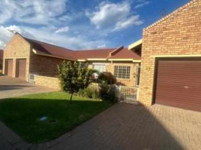2 Bedroom House in Minerva Gardens
