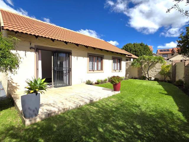 2 Bedroom House in Noordwyk