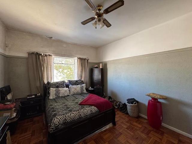 2 Bedroom House in North End
