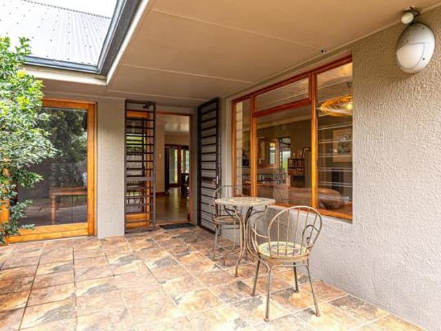 2 Bedroom House in Northcliff