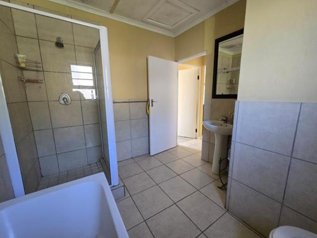 2 Bedroom House in Nahoon Valley Park