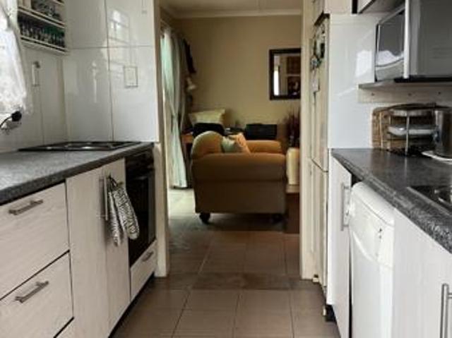 2 Bedroom House in Nahoon Valley Park