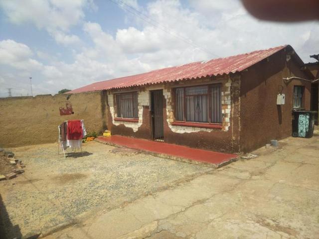 2 Bedroom House in Naledi