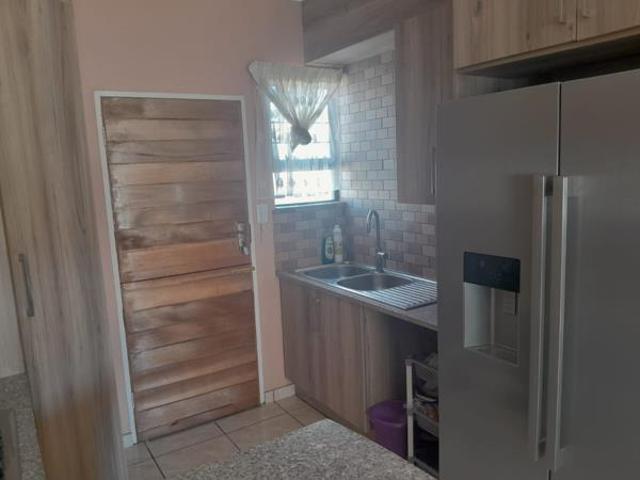 2 Bedroom House in Ngwenya River Estate