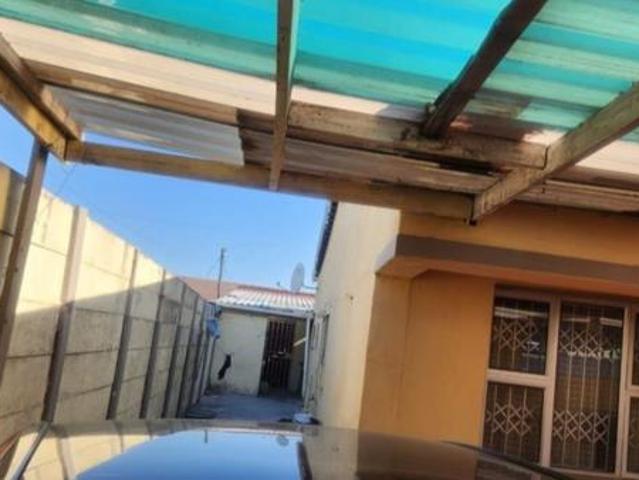 2 Bedroom House in Nyanga