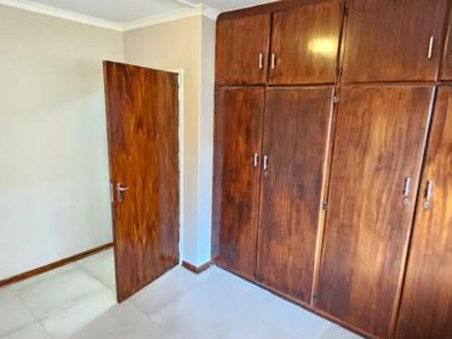 2 Bedroom House in South Ridge