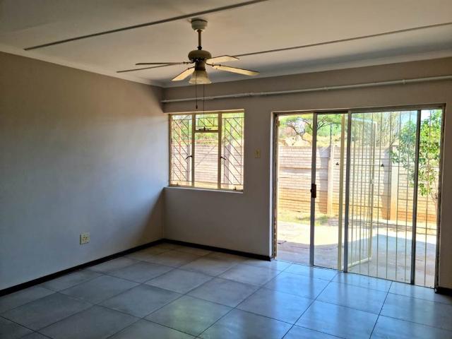 2 Bedroom House in South Ridge