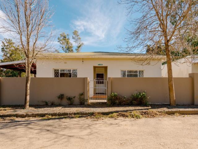 2 Bedroom House in Somerset East