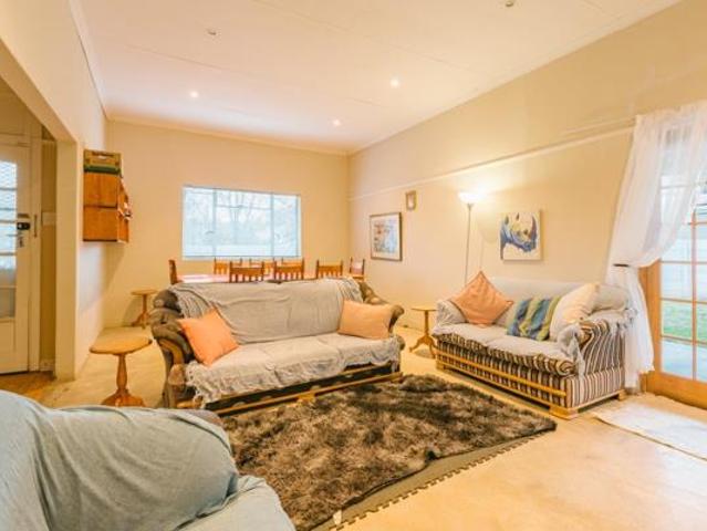 2 Bedroom House in Somerset East