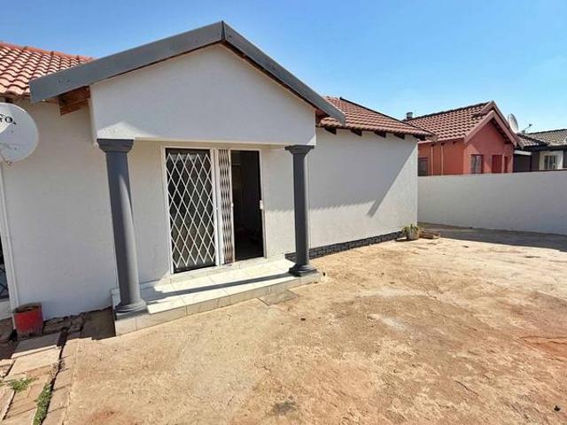 2 Bedroom House in Soshanguve