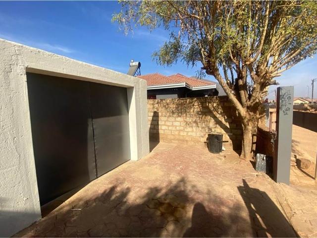2 Bedroom House in Soshanguve