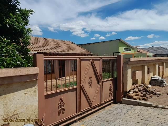 2 Bedroom House in Soshanguve