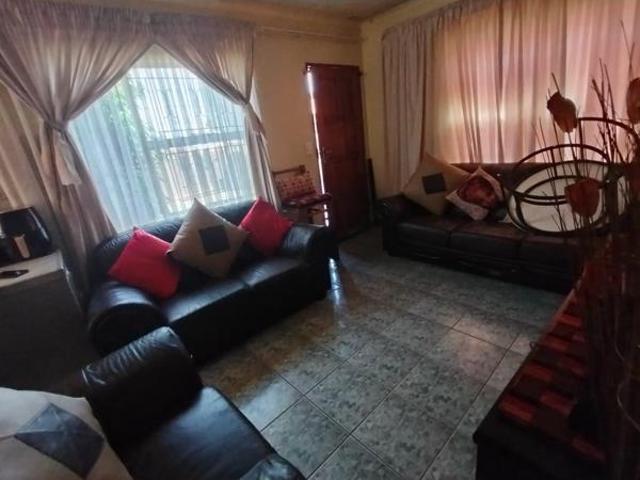 2 Bedroom House in Soshanguve XX