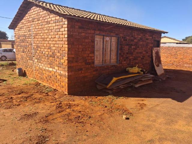 2 Bedroom House in Soshanguve South