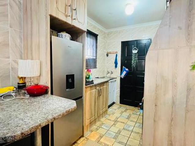 2 Bedroom House in Savanna City