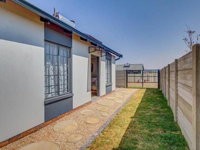 2 Bedroom House in Savanna City