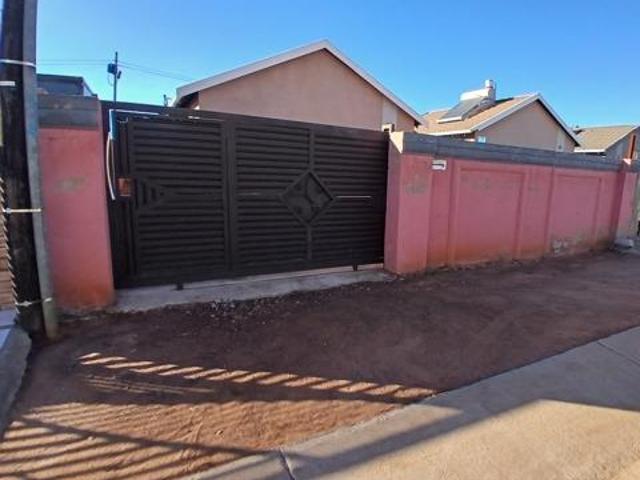 2 Bedroom House in Savanna City