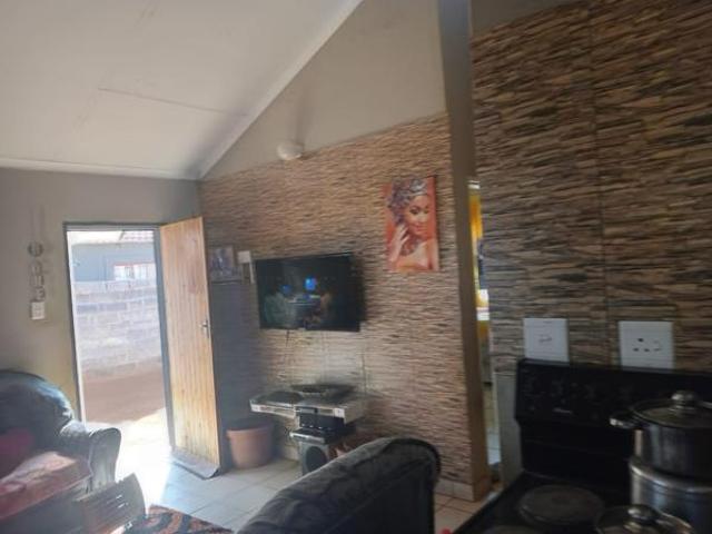 2 Bedroom House in Savanna City