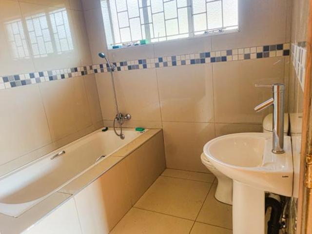 2 Bedroom House in Sabie