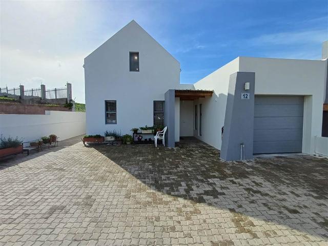 2 Bedroom House in Saldanha