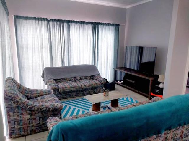 2 Bedroom House in Saldanha