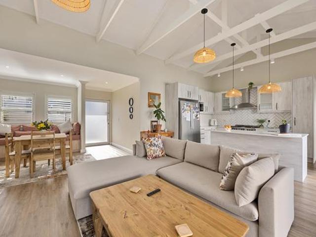 2 Bedroom House in Sandown