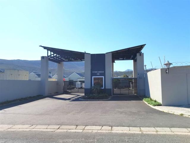 2 Bedroom House in Sandbaai