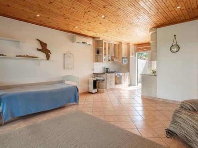 2 Bedroom House in Scottburgh South