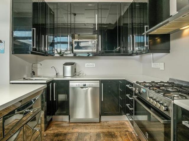 2 Bedroom House in Sea Point