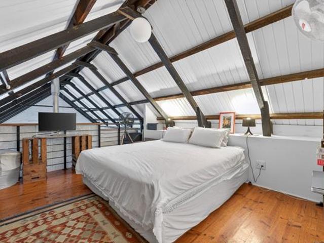2 Bedroom House in Sea Point