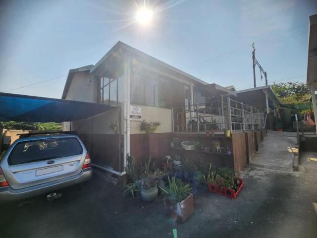 2 Bedroom House in Sea View
