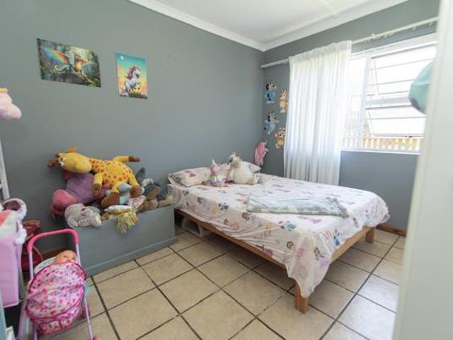 2 Bedroom House in Seaview