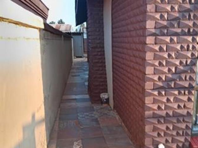 2 Bedroom House in Sebokeng Zone 14