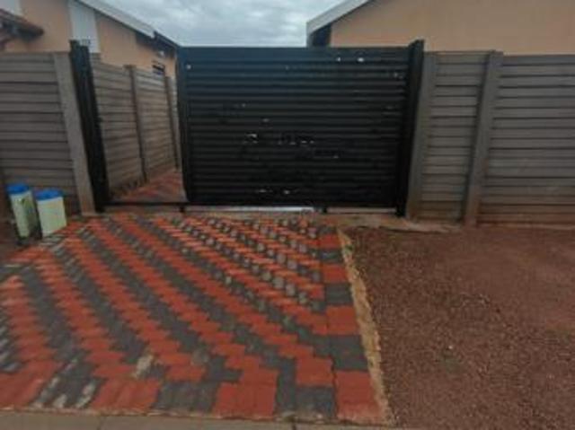 2 Bedroom House in Sky City