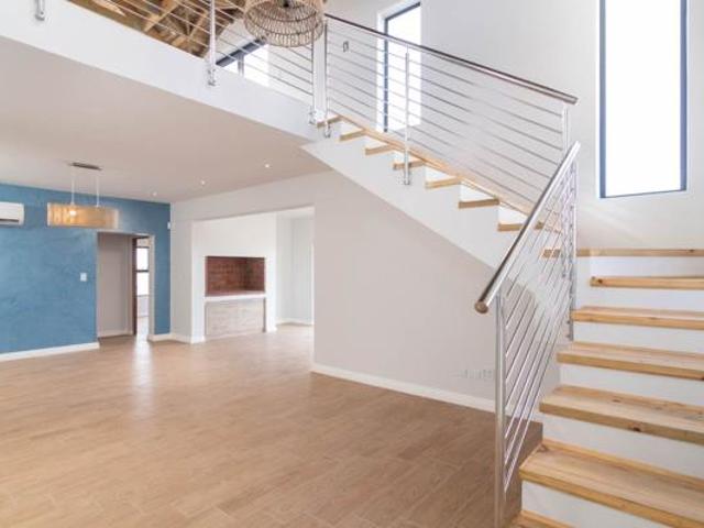 2 Bedroom House in St Helena Views
