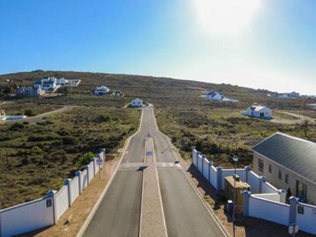 2 Bedroom House in St Helena Views
