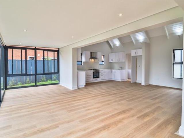 2 Bedroom House in St Johns Village