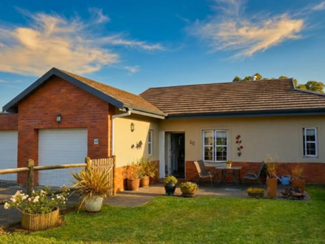 2 Bedroom House in St Johns Village