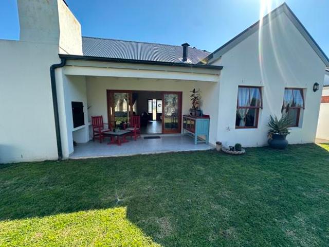 2 Bedroom House in Stanford