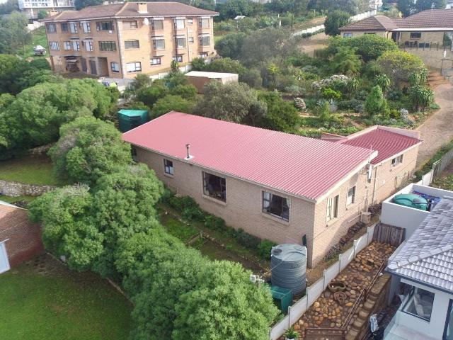 2 Bedroom House in Still Bay West