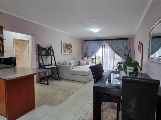 2 Bedroom House in Stonehenge