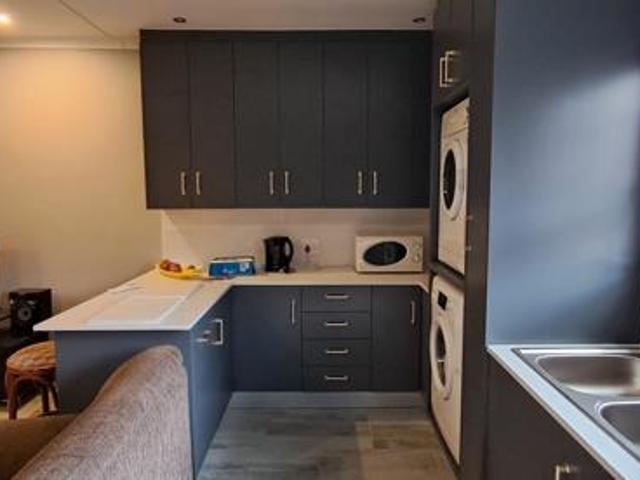 2 Bedroom House in Strand South